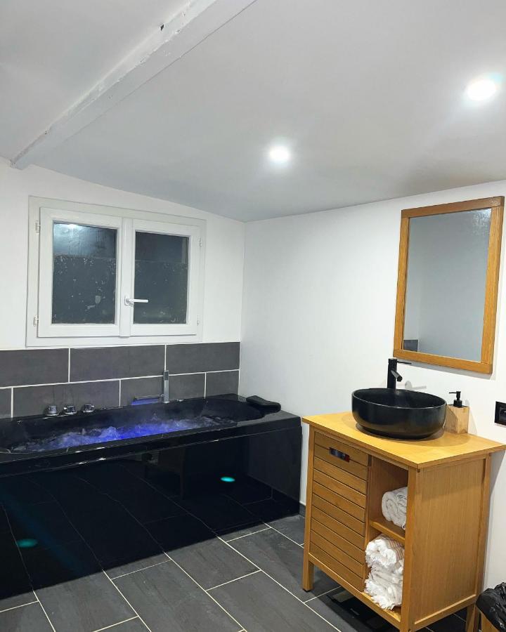 L'Oranger - Magnifique Studio Independant Sur Mougins Avec Jacuzzi Prive - Parking - Climatisation 外观 照片